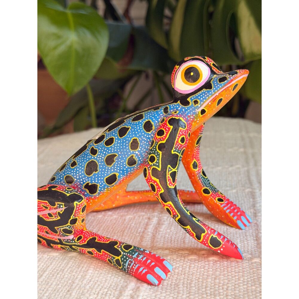 Oaxacan Wood Carving Frog Alebrije David Blas Signed Mexico Folk Art 6.5"